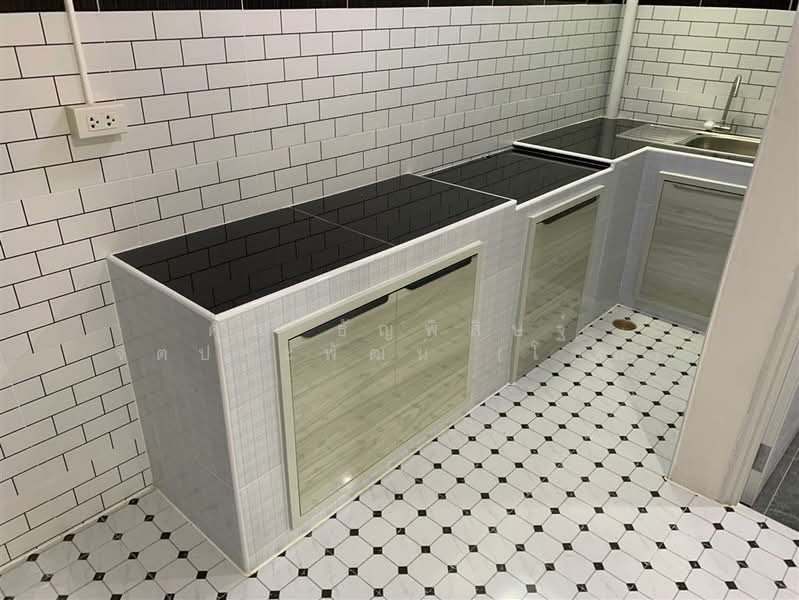 Baan Manorom 4 Leab Klong 2 : บ้านมโนรมย์ 4 เลียบคลองสอง, กรุงเทพ, ซอย เลียบคลองสอง 19, สามวาตะวันตก, คลองสามวา, กรุงเทพ, 100 ตร.ม., ทาวน์เฮ้าส์ ขาย, โดย คุณ ธัญพิสิษฐ์ จิตประพัฒน์ (โซน), 500162902 - DDproperty.com