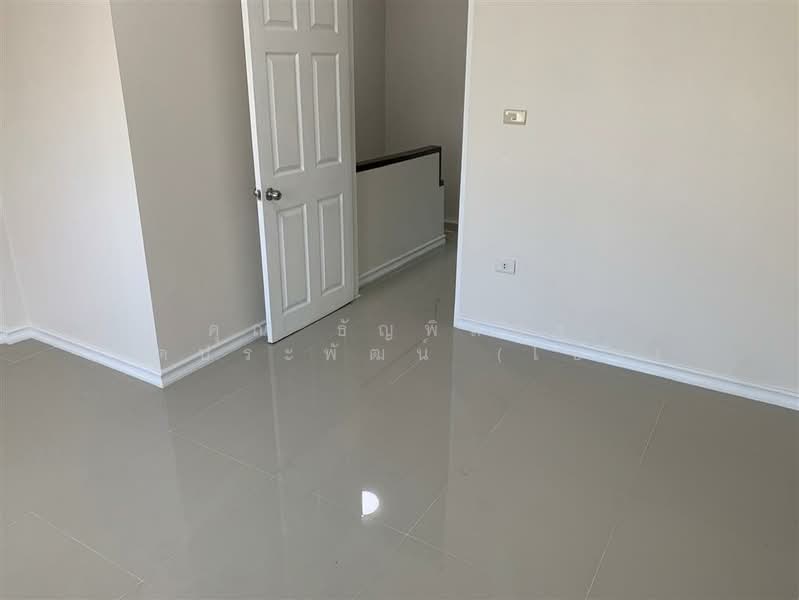 Baan Manorom 4 Leab Klong 2 : บ้านมโนรมย์ 4 เลียบคลองสอง, กรุงเทพ, ซอย เลียบคลองสอง 19, สามวาตะวันตก, คลองสามวา, กรุงเทพ, 100 ตร.ม., ทาวน์เฮ้าส์ ขาย, โดย คุณ ธัญพิสิษฐ์ จิตประพัฒน์ (โซน), 500162902 - DDproperty.com