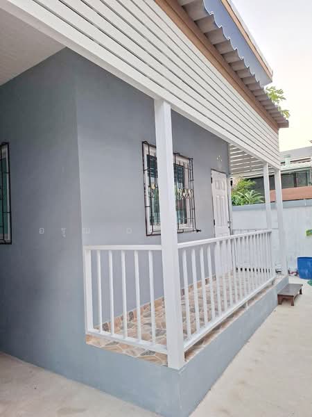 ให้เบ้านแฝดชั้นเดียว ประชาอุทิศ 54 แยก 11, Bangkok, Bangmot, Thung Khru, Bangkok, Studio, 28 sqm, Semi-Detached House (Twin House) For Rent, by อรุณ อเนกคุณะ, 500162924 - DDproperty.com