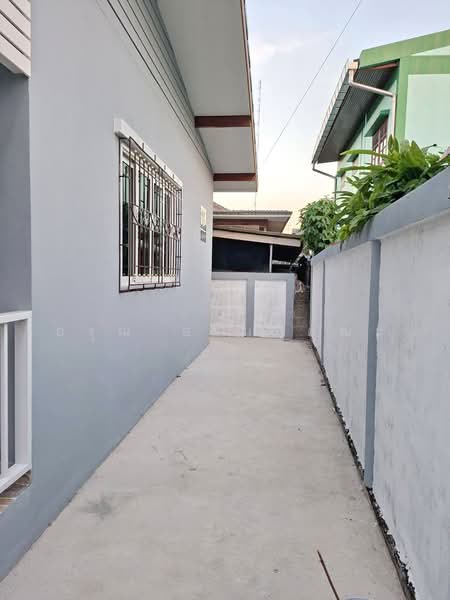 ให้เบ้านแฝดชั้นเดียว ประชาอุทิศ 54 แยก 11, Bangkok, Bangmot, Thung Khru, Bangkok, Studio, 28 sqm, Semi-Detached House (Twin House) For Rent, by อรุณ อเนกคุณะ, 500162924 - DDproperty.com