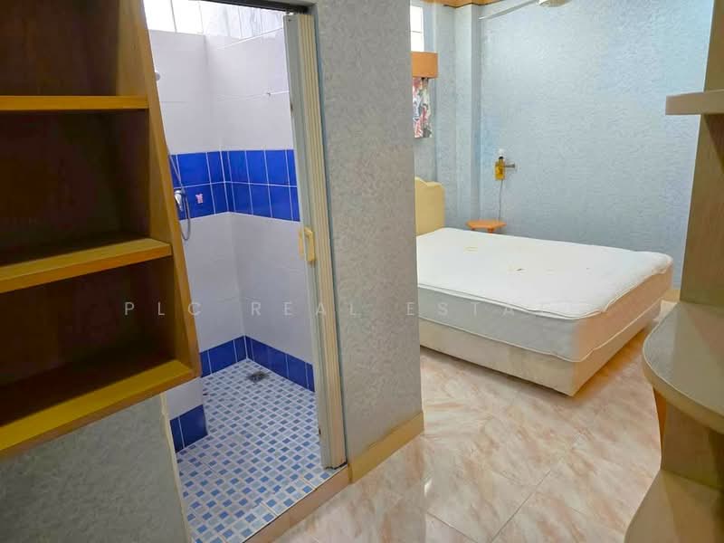 4 Storey Commercial Building 7 Bedroom in Jomtien, Chon Buri (Pattaya), Bang Lamung, Bang Lamung (Pattaya), Chon Buri (Pattaya), 7 Bedrooms, 112 sqm, Townhouse For Sale, by PLC Real Estate, 500162938 - DDproperty.com