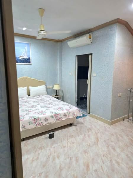 4 Storey Commercial Building 7 Bedroom in Jomtien, Chon Buri (Pattaya), Bang Lamung, Bang Lamung (Pattaya), Chon Buri (Pattaya), 7 Bedrooms, 112 sqm, Townhouse For Sale, by PLC Real Estate, 500162938 - DDproperty.com