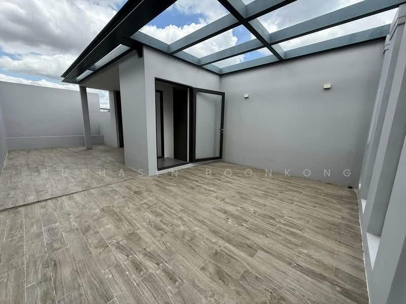 3-BR House, Bangkok, Khlong Tan Nua, Watthana, Bangkok, 3 Bedrooms, 350 sqm, Single Detached House For Sale, by Suthasin Boonkong, 500162977 - DDproperty.com