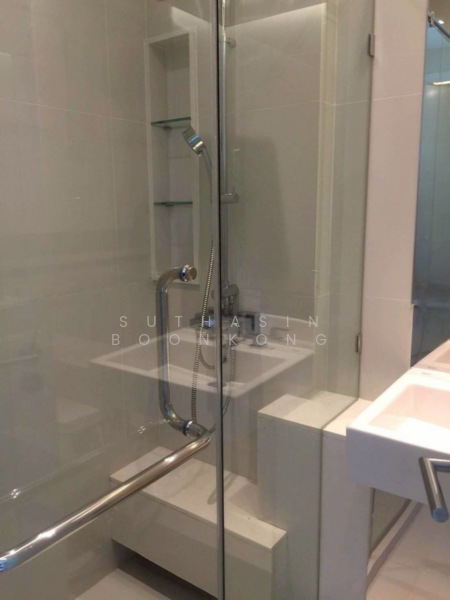 Equinox Phahol Vibha, Bangkok, 345 Paholyothin Road, Jom Phon, Chatuchak, Bangkok, 1 Bedroom, 40 sqm, Condo For Rent, by Suthasin Boonkong, 500163019 - DDproperty.com