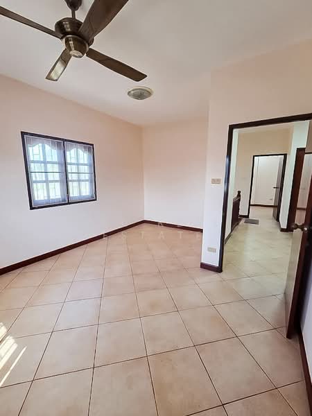 Single House for Sale Large Land Plot Mabprachan East Pattaya, Chon Buri (Pattaya), Bang Lamung, Bang Lamung (Pattaya), Chon Buri (Pattaya), 4 Bedrooms, 800 sqm, Single Detached House For Sale, by PLC Real Estate, 500163026 - DDproperty.com