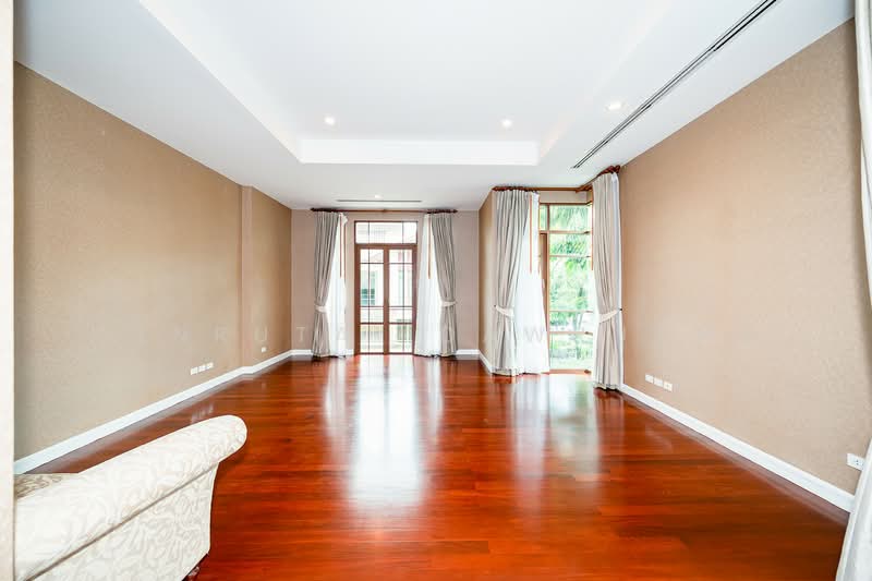 Baan Sansiri Sukhumvit 67, Bangkok, 32 Soi Sukhumvit 67, Phra Kanong Nua, Watthana, Bangkok, 4 Bedrooms, 490 sqm, Single Detached House For Rent, by Kanrutai Dawruang, 500163045 - DDproperty.com