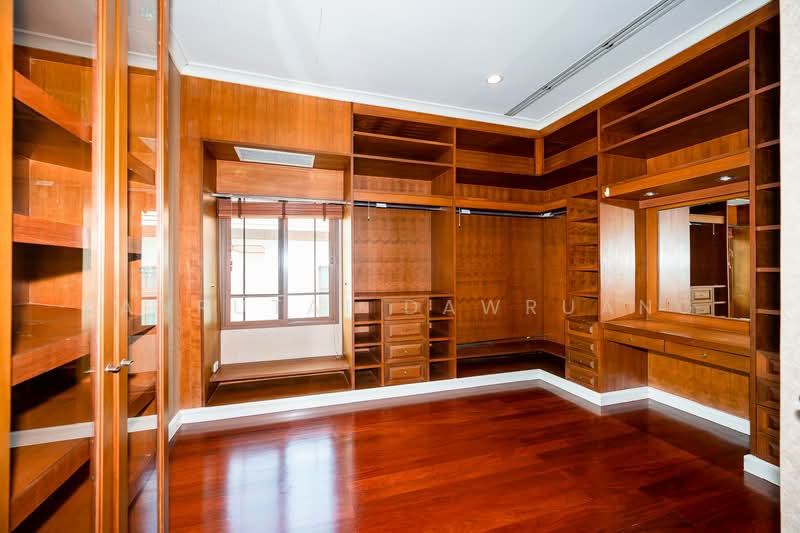 Baan Sansiri Sukhumvit 67, Bangkok, 32 Soi Sukhumvit 67, Phra Kanong Nua, Watthana, Bangkok, 4 Bedrooms, 490 sqm, Single Detached House For Rent, by Kanrutai Dawruang, 500163045 - DDproperty.com