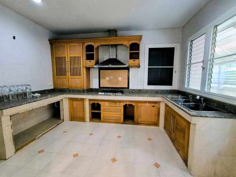 Nantawan Suanluang Rama 9 : บ้านนันทวัน สวนหลวง ร.9, กรุงเทพ, เฉลิมพระเกียรติ ร. 9 ซอย 62, ดอกไม้, ประเวศ, กรุงเทพ, 310 ตร.ม., บ้านเดี่ยว ขาย, โดย YTD Land&houses Real Estate Agency, 500163054 - DDproperty.com