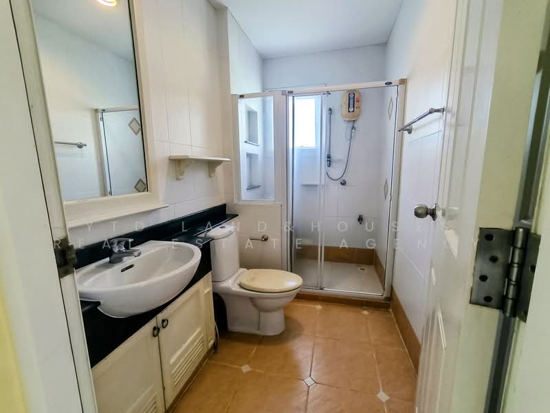 Nantawan Suanluang Rama 9, Bangkok, Chaloem Phra Kiat Rama 9, Soi 62, Dok Mai, Prawet, Bangkok, 3 Bedrooms, 310 sqm, Single Detached House For Sale, by YTD Land&houses Real Estate Agency, 500163054 - DDproperty.com