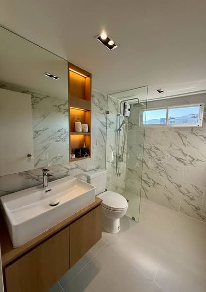 Ruankam Tower Condominium, Chiang Mai, Nimmanhemin, Su Thep, Muang Chiang Mai, Chiang Mai, 2 Bedrooms, 60 sqm, Condo For Sale, by Khamonchanok Aisuwan, 500163059 - DDproperty.com