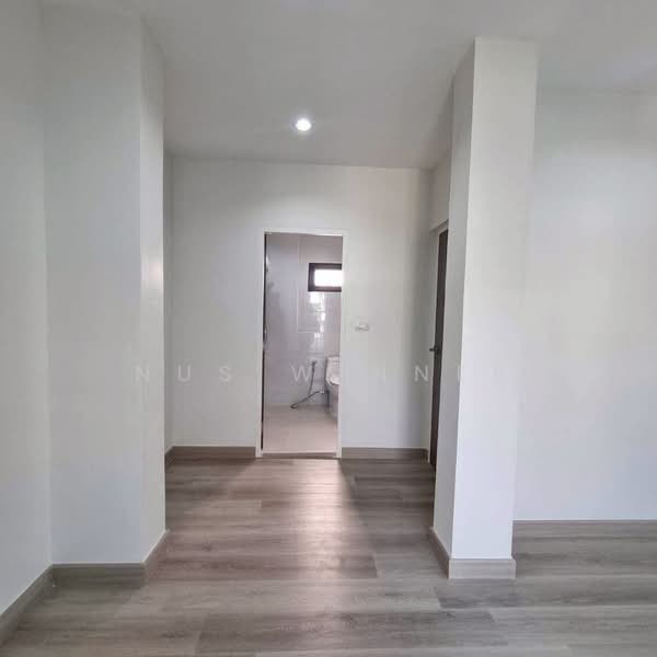 นันทวัน วงแหวน-รัตนาธิเบศร์, Nonthaburi, Sao Thong Hin, Bang Yai, Nonthaburi, 4 Bedrooms, 220 sqm, Single Detached House For Sale, by Nus Winner, 500163062 - DDproperty.com