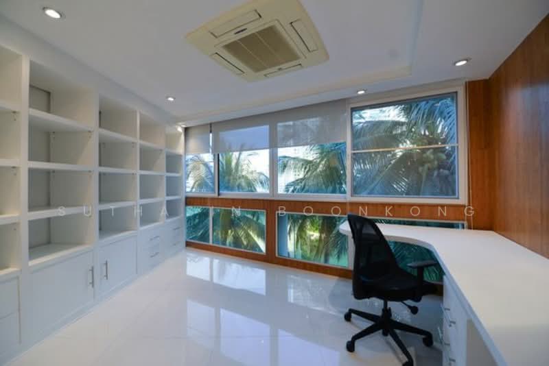 President Park Sukhumvit 24, Bangkok, 99 Sukhumvit 24 Alley, Khlongtoei Nua, Watthana, Bangkok, 3 Bedrooms, 260 sqm, Condo For Rent, by Suthasin Boonkong, 500163071 - DDproperty.com