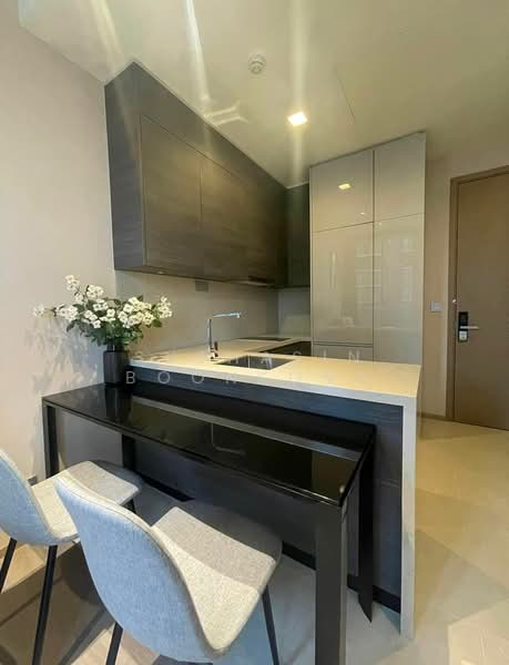 The Esse Asoke, Bangkok, 333 Soi Sukhumvit 21, Sukhumvit Road, Khlongtoei Nua, Watthana, Bangkok, 1 Bedroom, 47 sqm, Condo For Rent, by Suthasin Boonkong, 500163089 - DDproperty.com