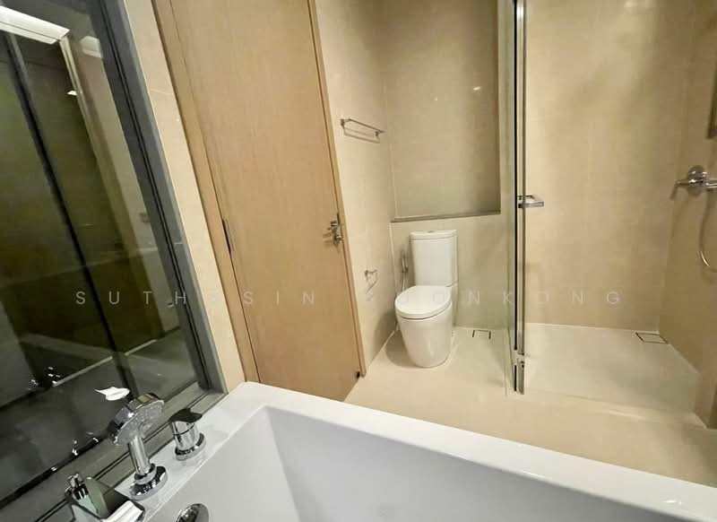 The Esse Asoke, Bangkok, 333 Soi Sukhumvit 21, Sukhumvit Road, Khlongtoei Nua, Watthana, Bangkok, 1 Bedroom, 47 sqm, Condo For Rent, by Suthasin Boonkong, 500163089 - DDproperty.com