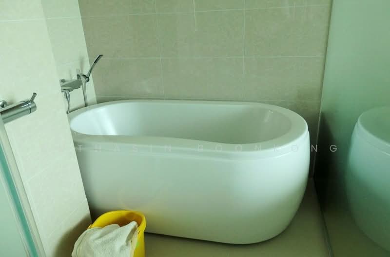 Siamese Thirty Nine, Bangkok, 68 Soi Sukhumvit 39, Sukhumvit Road, Khlong Tan Nua, Watthana, Bangkok, 1 Bedroom, 46 sqm, Condo For Rent, by Suthasin Boonkong, 500163095 - DDproperty.com