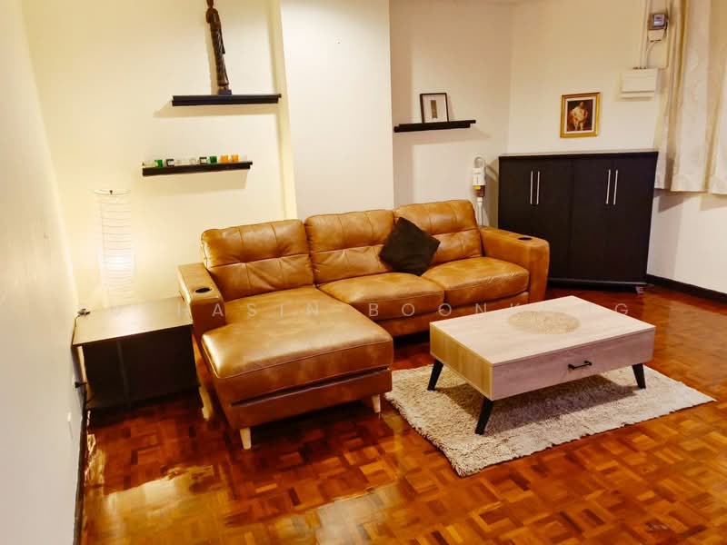 Silom Condominium, Bangkok, Silom, Silom, Bang Rak, Bangkok, 2 Bedrooms, 110 sqm, Condo For Rent, by Suthasin Boonkong, 500163105 - DDproperty.com