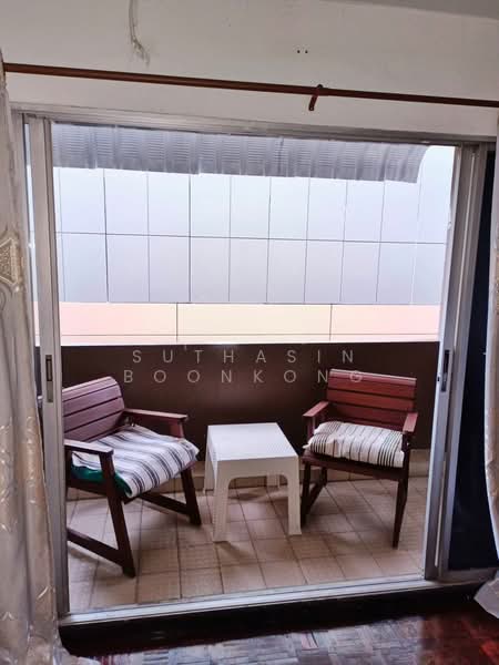 Silom Condominium, Bangkok, Silom, Silom, Bang Rak, Bangkok, 2 Bedrooms, 110 sqm, Condo For Rent, by Suthasin Boonkong, 500163105 - DDproperty.com