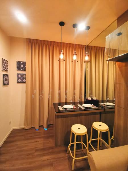 Whizdom Essence, Bangkok, 5 Piyabutr 1 Alley, Bang Chak, Phra Khanong, Bangkok, 1 Bedroom, 34 sqm, Condo For Rent, by Suthasin Boonkong, 500163106 - DDproperty.com