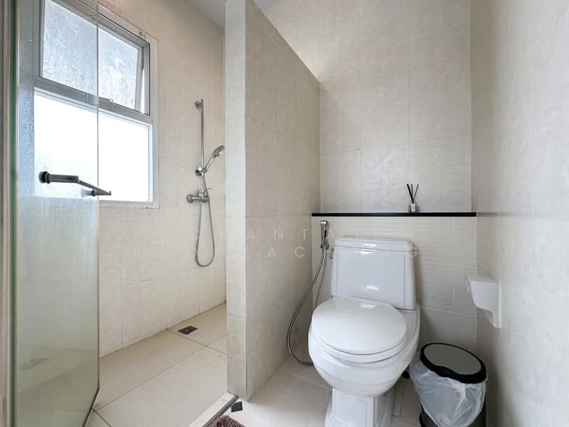 Teerin Ratchapruek, Bangkok, Bang Ra Mat, Taling Chan, Bangkok, 3 Bedrooms, 250 sqm, Single Detached House For Sale, by Chantat Raoprachong, 500163145 - DDproperty.com