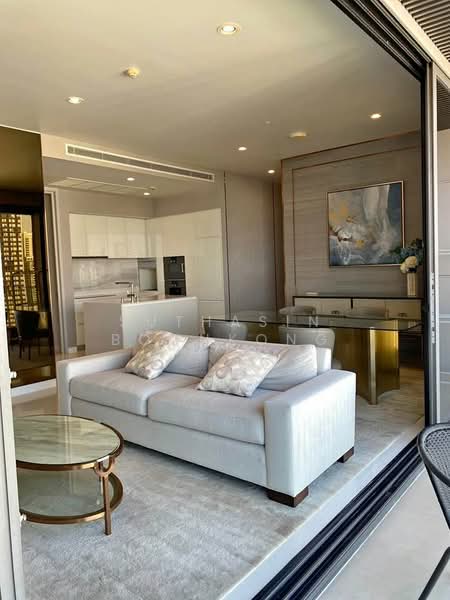 Vittorio 39, Bangkok, 8 Sukhumvit, Khlong Tan Nua, Watthana, Bangkok, 2 Bedrooms, 127 sqm, Condo For Sale, by Suthasin Boonkong, 500163194 - DDproperty.com