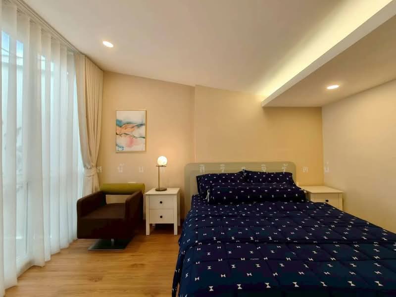 Khlongtan Nivet, Bangkok, 20 Soi Pridi Banomyong 42, Khlong Tan Nua, Watthana, Bangkok, 2 Bedrooms, 170 sqm, Townhouse For Sale, by มนัสนันท์ สิริรุจิรัตน์, 500163203 - DDproperty.com