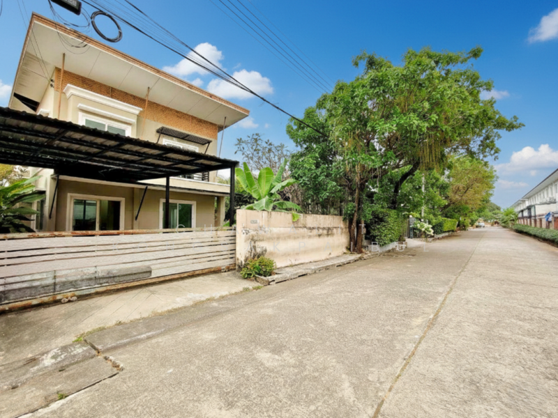 Discovery Balika, Pathum Thani, Phra Ong Chao Sai Road (Khlong 4), Lat Sawai, Lam Luk Ka, Pathum Thani, 3 Bedrooms, 200 sqm, Single Detached House For Sale, by CHAWALIT KONGSAKPAIBUL, 500163211 - DDproperty.com