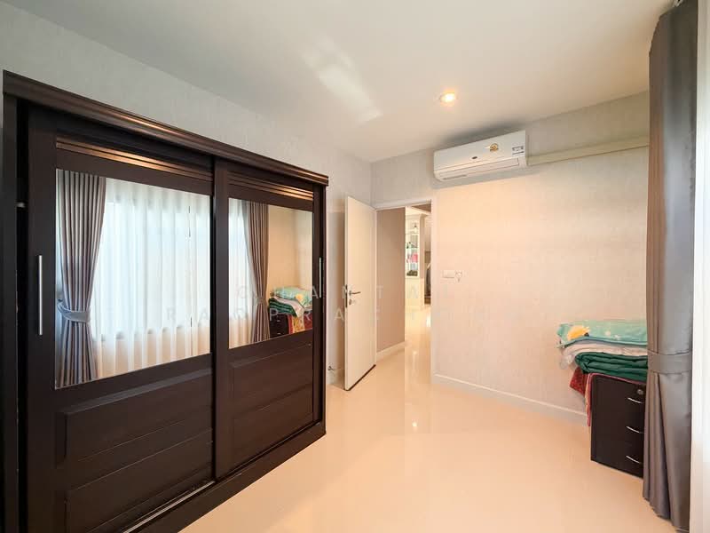 Passorn Bhuddhamonthon Sai 2-Bangwaek, Bangkok, Bangwaek Road, Bang Phai, Bang Khae, Bangkok, 4 Bedrooms, 305 sqm, Single Detached House For Sale, by Chantat Raoprachong, 500163214 - DDproperty.com