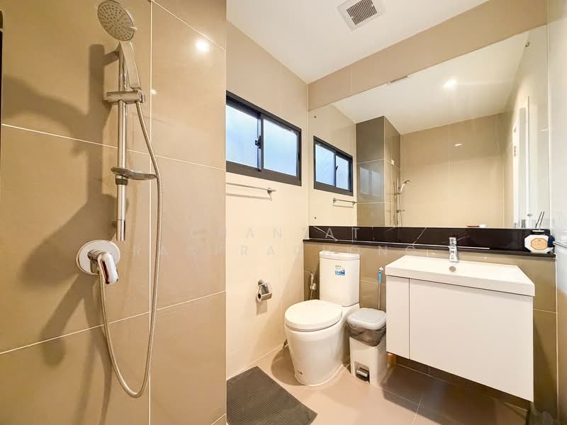 Passorn Bhuddhamonthon Sai 2-Bangwaek, Bangkok, Bangwaek Road, Bang Phai, Bang Khae, Bangkok, 4 Bedrooms, 305 sqm, Single Detached House For Sale, by Chantat Raoprachong, 500163214 - DDproperty.com