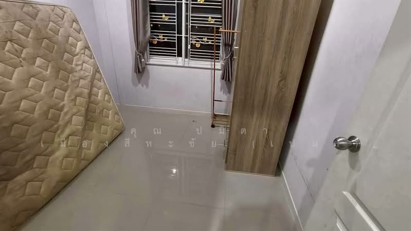 พิศาล สุวรรณภูมิ (ถนนศรีวารีน้อย) ( Baan Pisan Suvarnabhumi (Srivaree Noi Road) ), สมุทรปราการ, ศีรษะจรเข้ใหญ่, บางเสาธง, สมุทรปราการ, 120 ตร.ม., ทาวน์เฮ้าส์ ขาย, โดย คุณ ปมิตา เมืองสีหะชัย (เปมล์), 500163275 - DDproperty.com