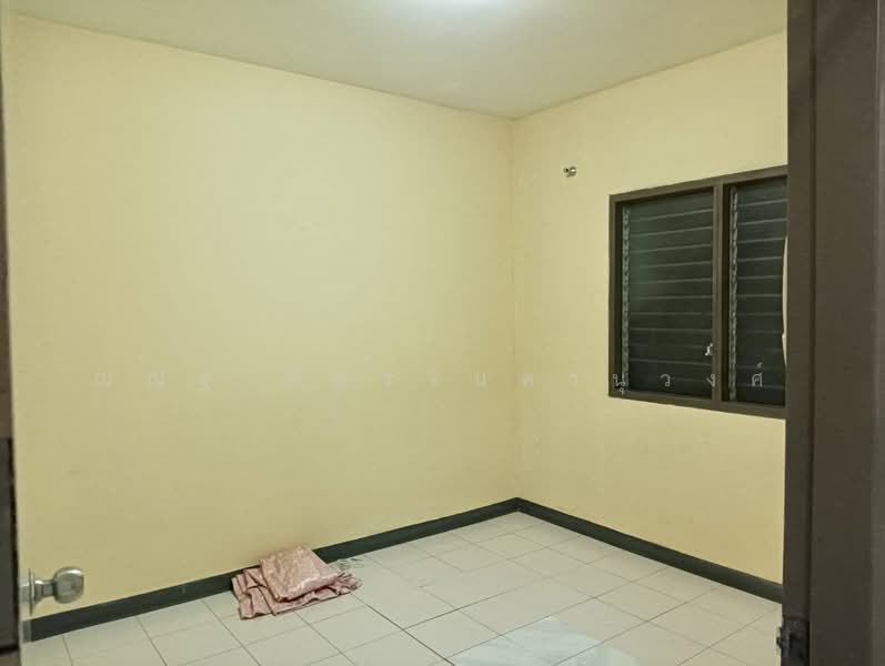 ขาย - Baan Ua-Athorn Hathairat : บ้านเอื้ออาทร หทัยราษฎร์, กรุงเทพ