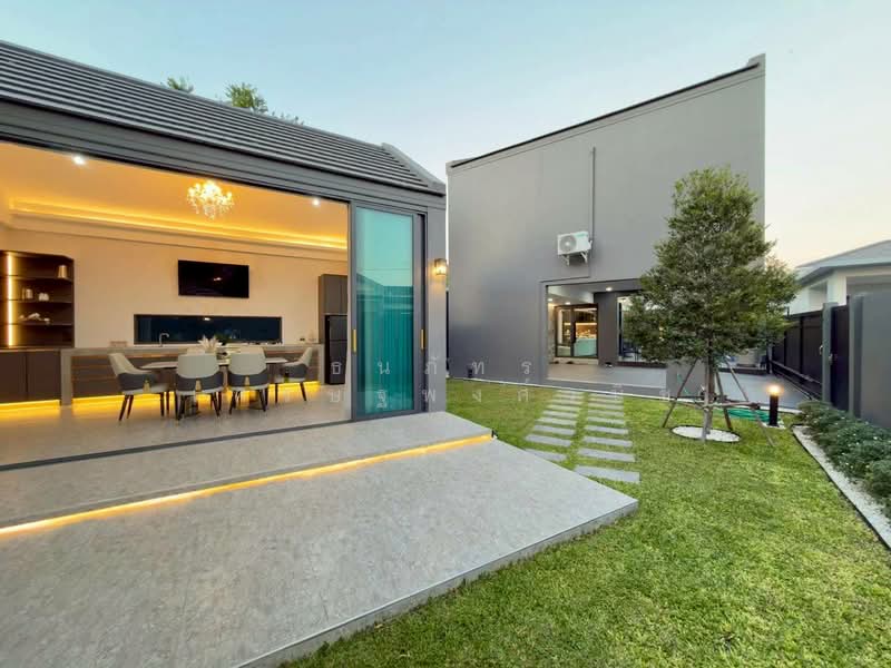 Modern Pool Villa + Private Guest House for sale, ชลบุรี, บางละมุง, บางละมุง, ชลบุรี, 380 ตร.ม., บ้านเดี่ยว ขาย, โดย ธนภัทร เศรษฐพงศ์วนิช, 500163299 - DDproperty.com