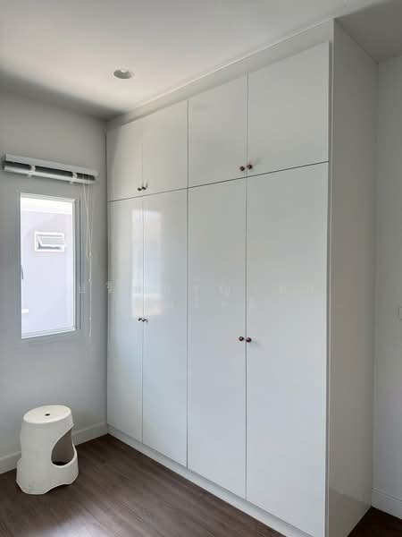 Burasiri Panyaintra, Bangkok, Khlong Song Road, Bang Chun, Khlong Sam Wa, Bangkok, 4 Bedrooms, 200 sqm, Single Detached House For Rent, by ปรินทร์ญาดา ชิณโชติ, 500163331 - DDproperty.com