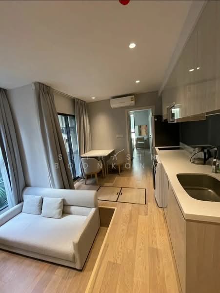 Runesu Thonglor 5 : รูเนะสุ ทองหล่อ 5, กรุงเทพ, 82 ซอย พร้อมมิตร, คลองตันเหนือ, วัฒนา, กรุงเทพ, 39 ตร.ม., คอนโด ให้เช่า, โดย Suthasin Boonkong, 500163338 - DDproperty.com