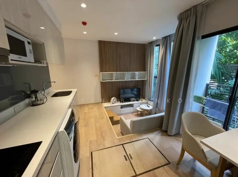 Runesu Thonglor 5 : รูเนะสุ ทองหล่อ 5, กรุงเทพ, 82 ซอย พร้อมมิตร, คลองตันเหนือ, วัฒนา, กรุงเทพ, 39 ตร.ม., คอนโด ให้เช่า, โดย Suthasin Boonkong, 500163338 - DDproperty.com