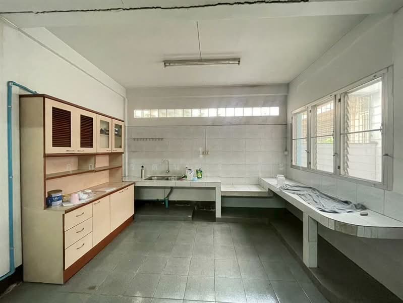 ราชาวิลล่า ลาดพร้าว 67/2, Bangkok, Saphan Song, Wang Thonglang, Bangkok, 4 Bedrooms, 140 sqm, Townhouse For Sale, by คุณ รตนพร ตะโส (มาย), 500163343 - DDproperty.com