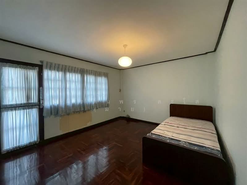 ราชาวิลล่า ลาดพร้าว 67/2, กรุงเทพ, สะพานสอง, วังทองหลาง, กรุงเทพ, 140 ตร.ม., ทาวน์เฮ้าส์ ขาย, โดย คุณ รตนพร ตะโส (มาย), 500163343 - DDproperty.com