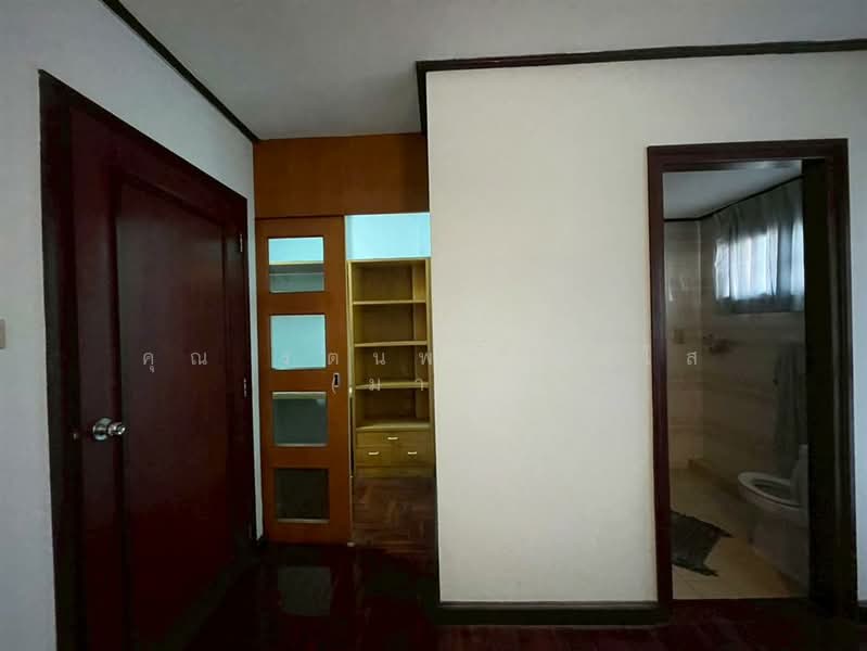 ราชาวิลล่า ลาดพร้าว 67/2, กรุงเทพ, สะพานสอง, วังทองหลาง, กรุงเทพ, 140 ตร.ม., ทาวน์เฮ้าส์ ขาย, โดย คุณ รตนพร ตะโส (มาย), 500163343 - DDproperty.com