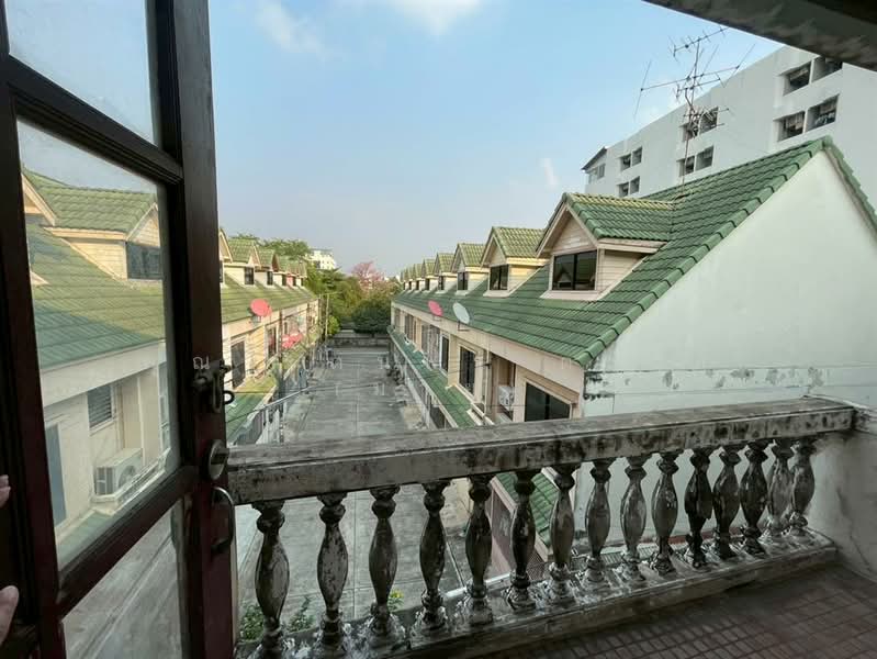 ราชาวิลล่า ลาดพร้าว 67/2, Bangkok, Saphan Song, Wang Thonglang, Bangkok, 4 Bedrooms, 140 sqm, Townhouse For Sale, by คุณ รตนพร ตะโส (มาย), 500163343 - DDproperty.com