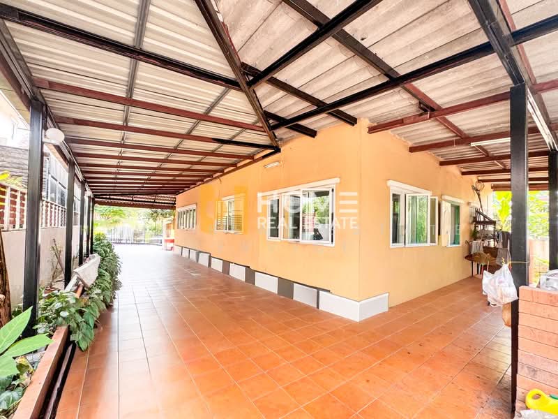 At Home Sriracha, Chon Buri (Pattaya), Surasak, Si Racha, Chon Buri (Pattaya), 4 Bedrooms, 284 sqm, Single Detached House For Sale, by HOME Real Estate Service, 500163356 - DDproperty.com