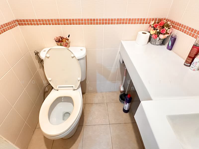 Lumpini Ville Ramkhamhaeng 44, Bangkok, - Ramkamhang Road, Hua Mak, Bang Kapi, Bangkok, 2 Bedrooms, 63 sqm, Condo For Sale, by HOMEPLUS REALTY - คุณกุ๊กไก่, 500163365 - DDproperty.com