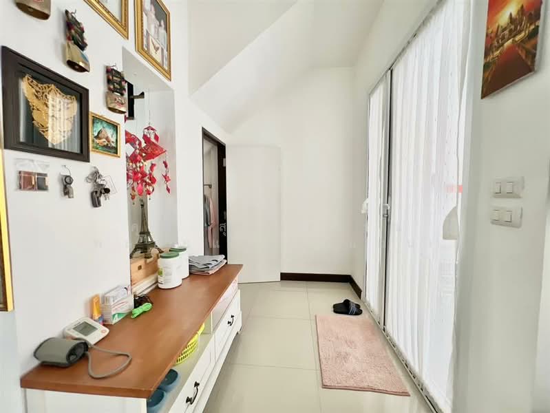 ดิ อิเธอโน่ หทัยราษฎร์ (The Eterno) ก่อนซอยหทัยราษฎร์ 33/1, Bangkok, Bang Chun, Khlong Sam Wa, Bangkok, 2 Bedrooms, 100 sqm, Townhouse For Sale, by คุณ สุดาวรรณ พลอยแดง (แอน), 500163376 - DDproperty.com