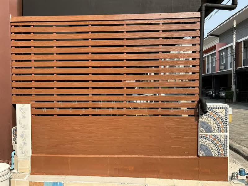 ดิ อิเธอโน่ หทัยราษฎร์ (The Eterno) ก่อนซอยหทัยราษฎร์ 33/1, กรุงเทพ, บางชัน, คลองสามวา, กรุงเทพ, 100 ตร.ม., ทาวน์เฮ้าส์ ขาย, โดย คุณ สุดาวรรณ พลอยแดง (แอน), 500163376 - DDproperty.com