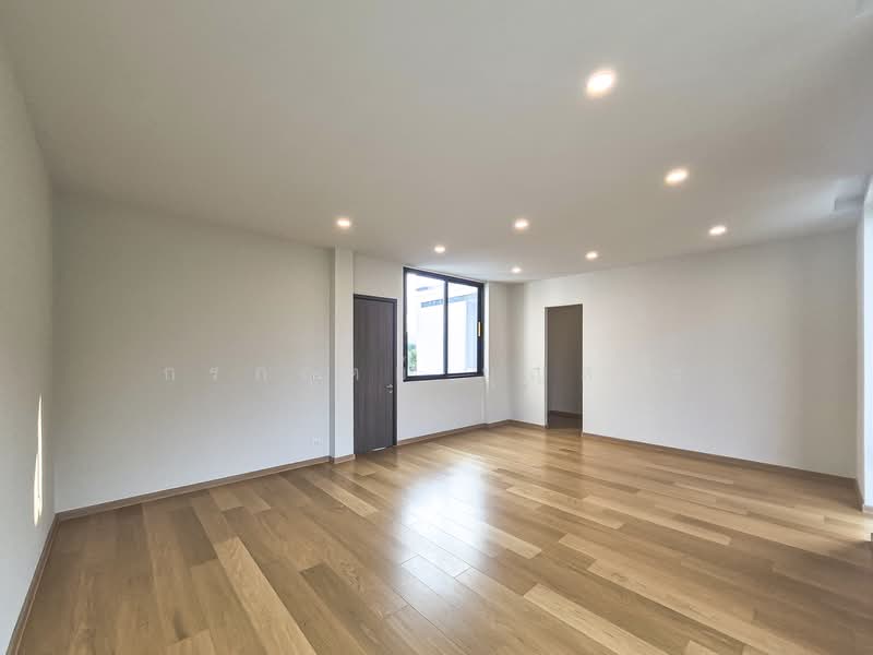 The Master Ekkamai-Ramintra, Bangkok, Soi Ramintra 39, Tha Rang, Bang Khen, Bangkok, 4 Bedrooms, 419 sqm, Single Detached House For Sale, by กรกฤตย์ บุญสระ, 500163377 - DDproperty.com