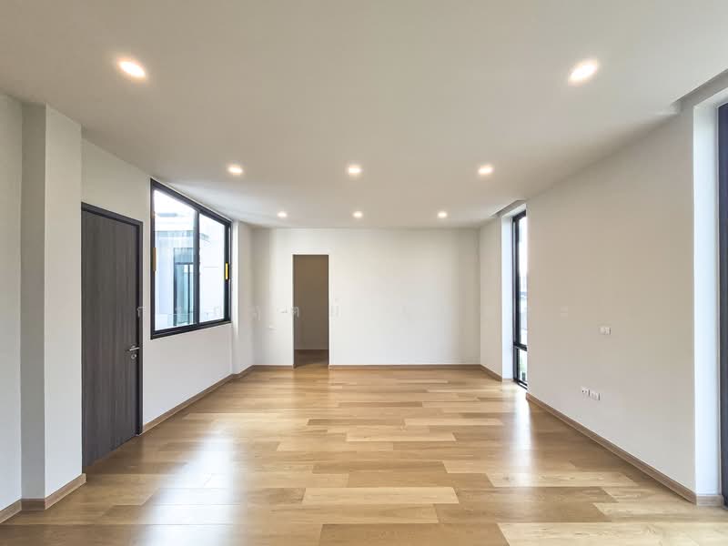 The Master Ekkamai-Ramintra, Bangkok, Soi Ramintra 39, Tha Rang, Bang Khen, Bangkok, 4 Bedrooms, 419 sqm, Single Detached House For Sale, by กรกฤตย์ บุญสระ, 500163377 - DDproperty.com