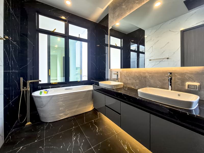 The Master Ekkamai-Ramintra, Bangkok, Soi Ramintra 39, Tha Rang, Bang Khen, Bangkok, 4 Bedrooms, 419 sqm, Single Detached House For Sale, by กรกฤตย์ บุญสระ, 500163377 - DDproperty.com