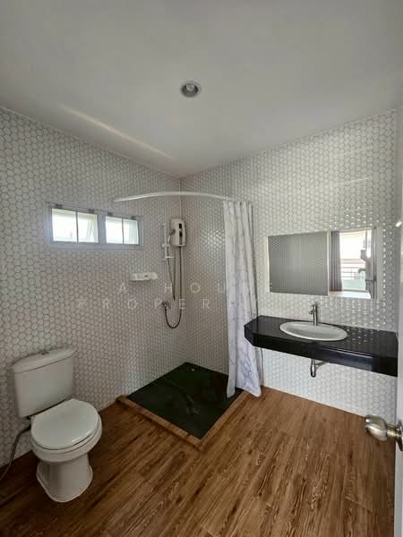 Srinakarin Sriracha Housing Project, Chon Buri (Pattaya), Surasak, Si Racha, Chon Buri (Pattaya), 3 Bedrooms, 232 sqm, Single Detached House For Sale, by A House Property Co.,Ltd., 500163384 - DDproperty.com