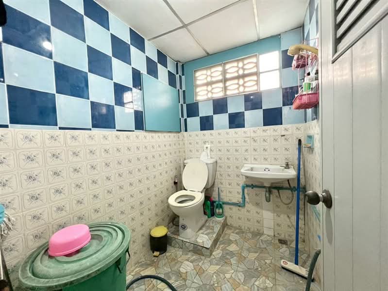 หมู่บ้านสหกรณ์ เคหะสถาน 4 ซอยเสรีไทย57 แยก77/1, Bangkok, Khlong Kum, Bueng Kum, Bangkok, 4 Bedrooms, 200 sqm, Single Detached House For Sale, by คุณ สุดาวรรณ พลอยแดง (แอน), 500163402 - DDproperty.com