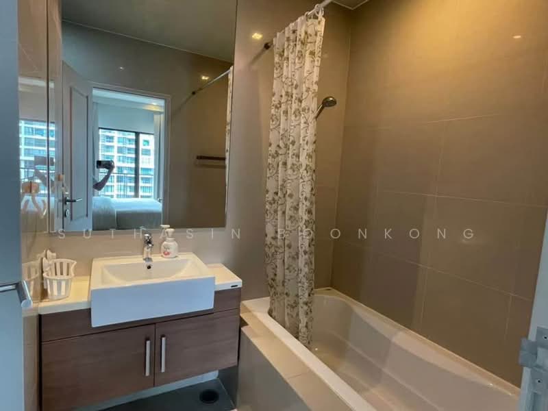Noble Refine, Bangkok, Soi Sukhumvit 26, Sukhumvit Road, Khong Tan, Khlong Toei, Bangkok, 1 Bedroom, 55 sqm, Condo For Rent, by Suthasin Boonkong, 500163415 - DDproperty.com