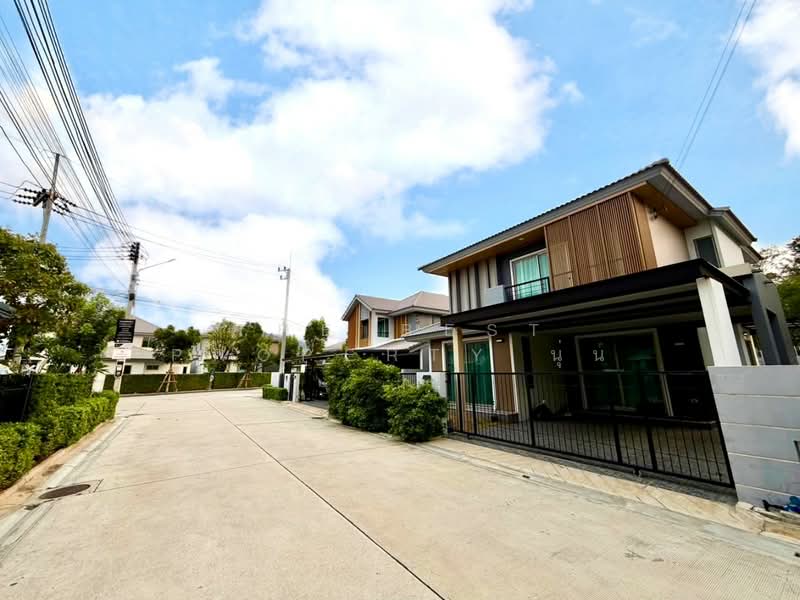 Grand Valley Sukhumvit-Nongmon Bypass : แกรนด์ วัลเล่ สุขุมวิท-เลี่ยงหนองมน, ชลบุรี, ถ.เลี่ยงหนองมน, เหมือง, เมืองชลบุรี, ชลบุรี, 231 ตร.ม., บ้านเดี่ยว ขาย, โดย The Best Property นุ่น, 500163434 - DDproperty.com