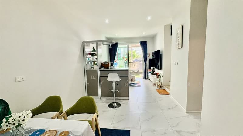 Foret Lumlukka-Klong 5 : ฟอร์เร่ ลำลูกกา-คลอง 5, ปทุมธานี, ถนนเลียบคลอง 5 ฝั่งตะวันออก, บึงคำพร้อย, ลำลูกกา, ปทุมธานี, 100 ตร.ม., ทาวน์เฮ้าส์ ขาย, โดย คุณ กิริยา วรรณารักษ์ (แอฟ), 500163439 - DDproperty.com